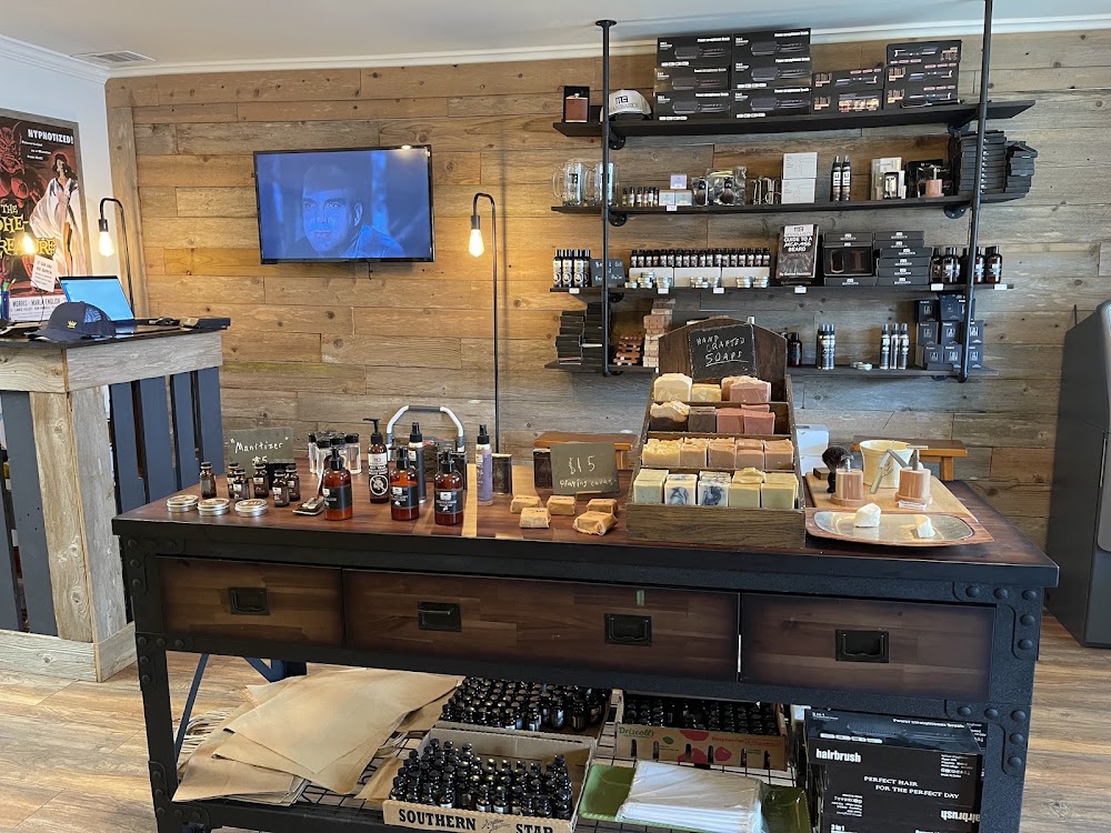 ManBasics Speakeasy Barbershop Old Town Spring view 4