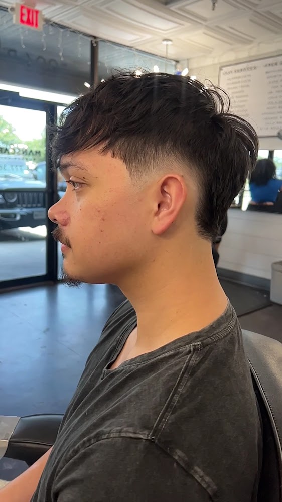 Manscaper Salon view 3