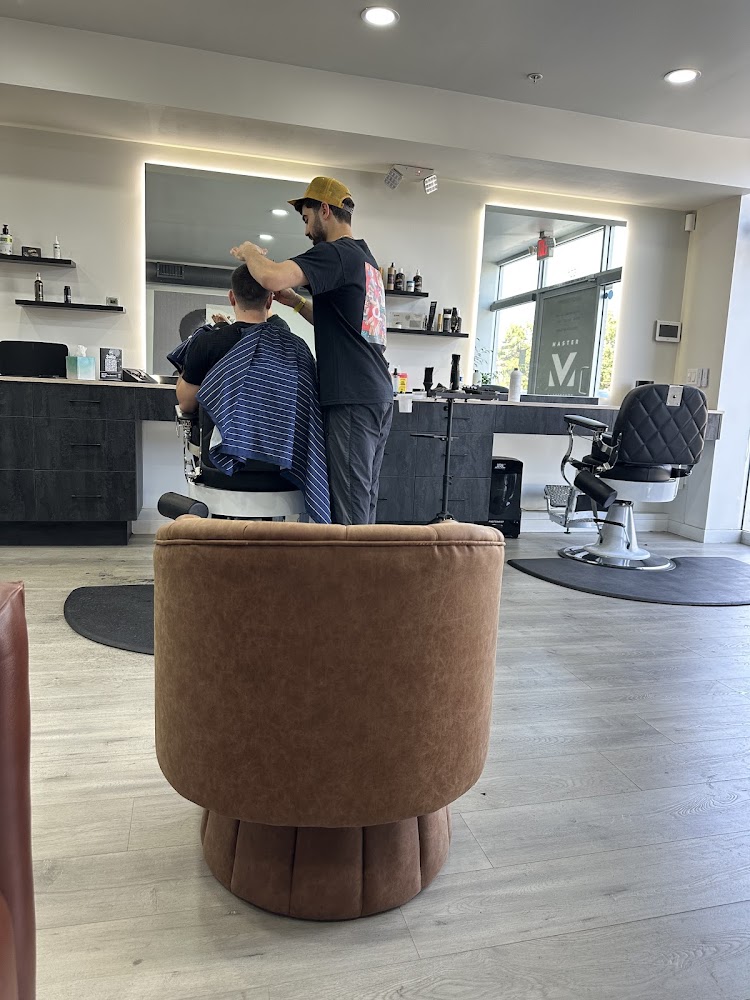 Master M Barbershop view 5