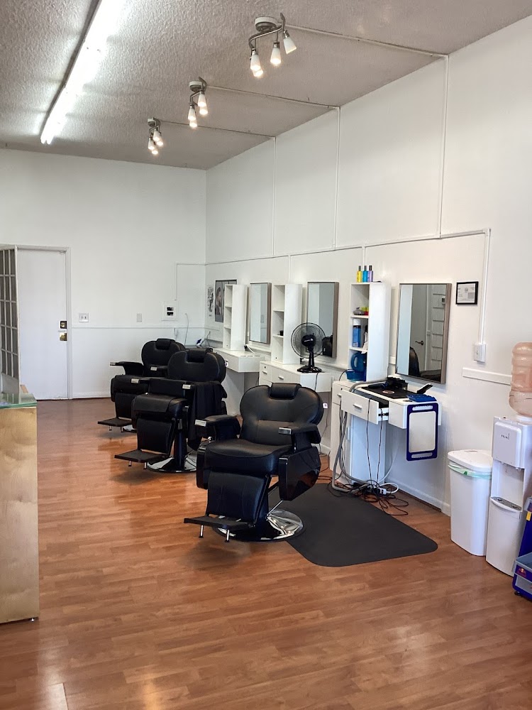 Melrose Barbershop view 3