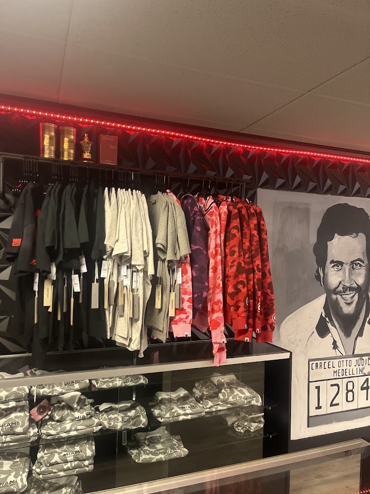 MiggyCutz Barbershop view 2