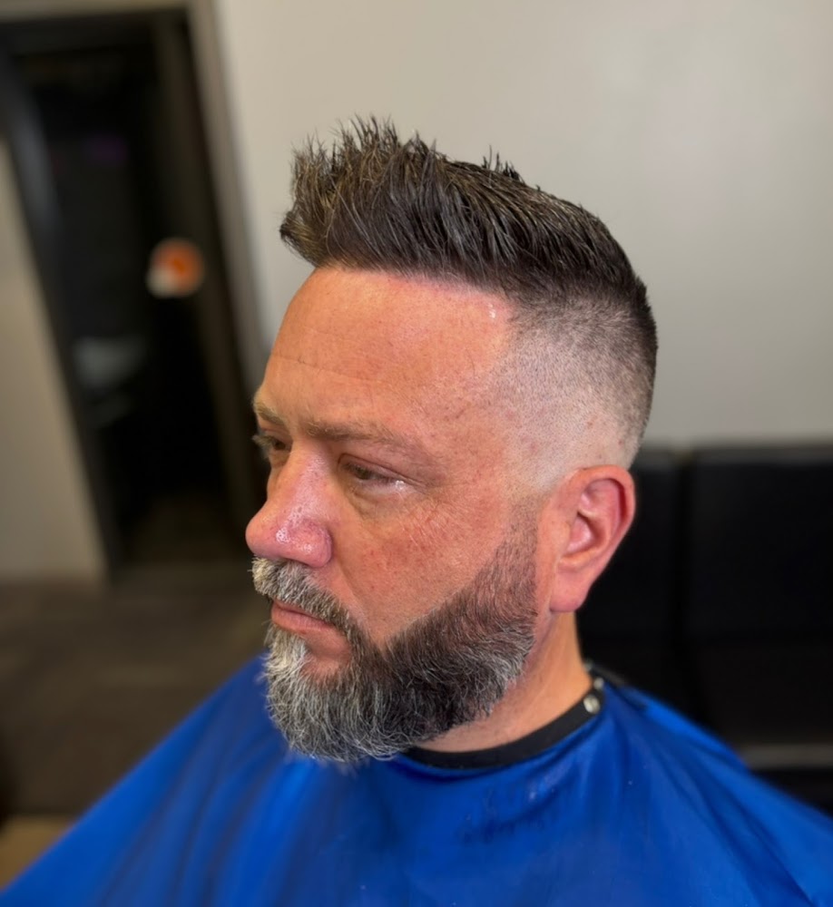 Mike Blends Master Barber primary photo