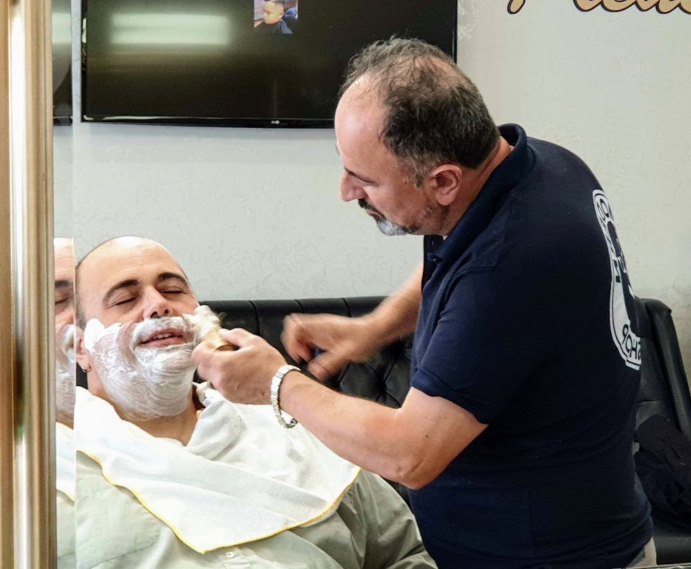 Modern Barber Shop view 5