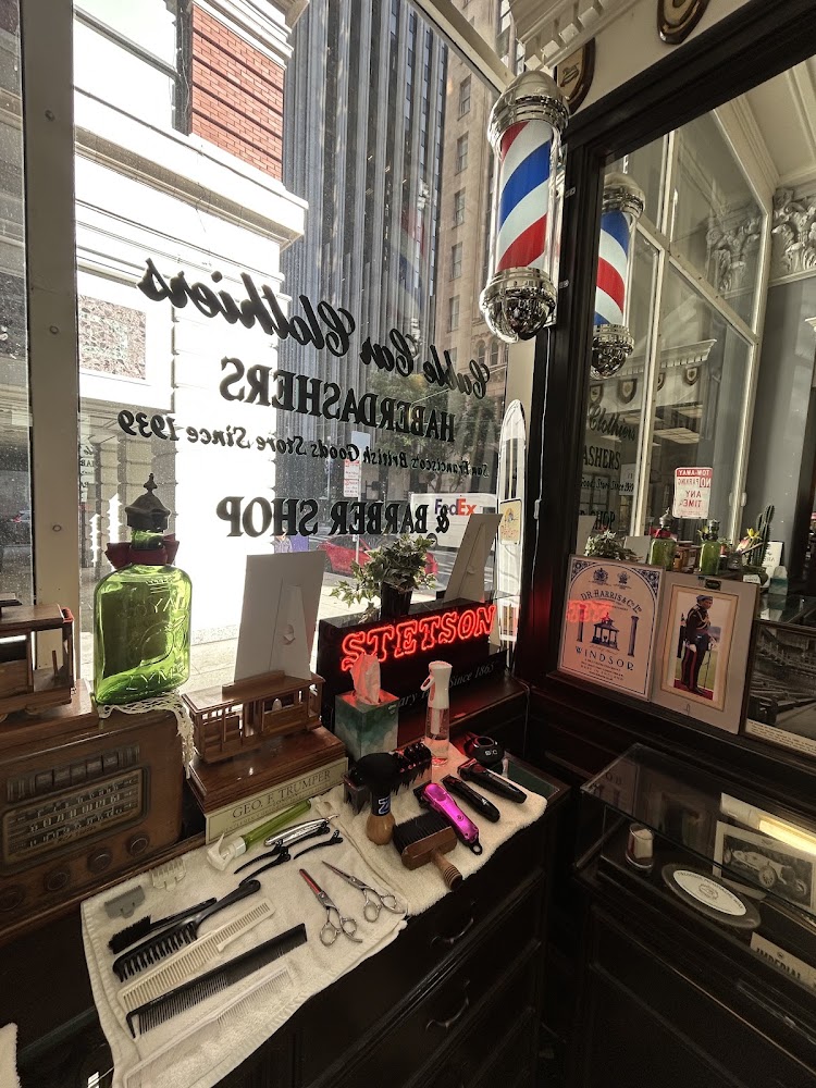 Momo The Barber SF view 3