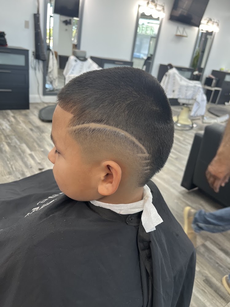Moni the barber primary photo