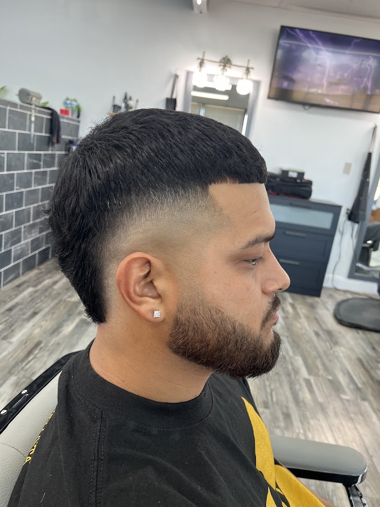 Moni the barber view 3