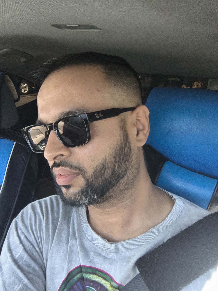 Monty's Barbershop view 4