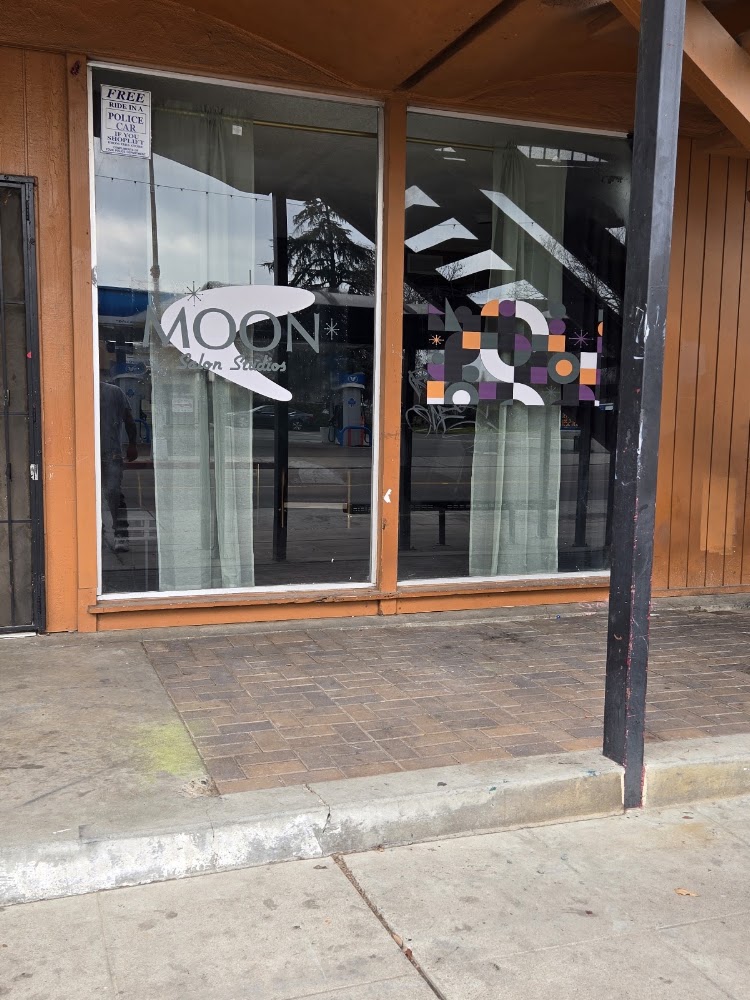 Moon Salon Studios primary photo