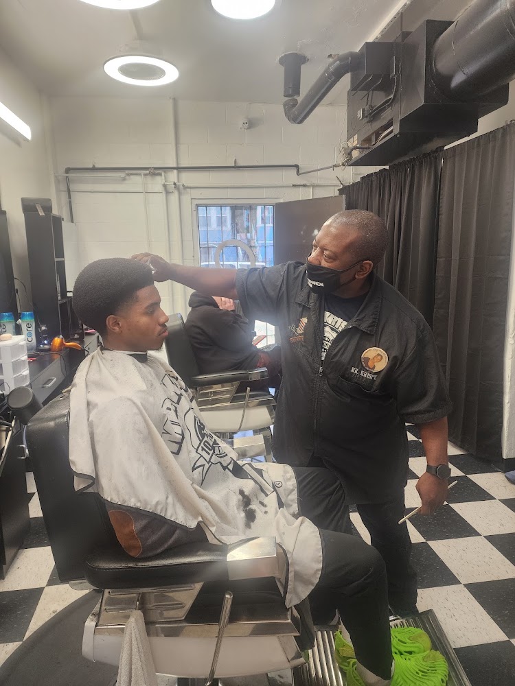 Mr. Krispy Professional Barber and Beauty Shop view 4