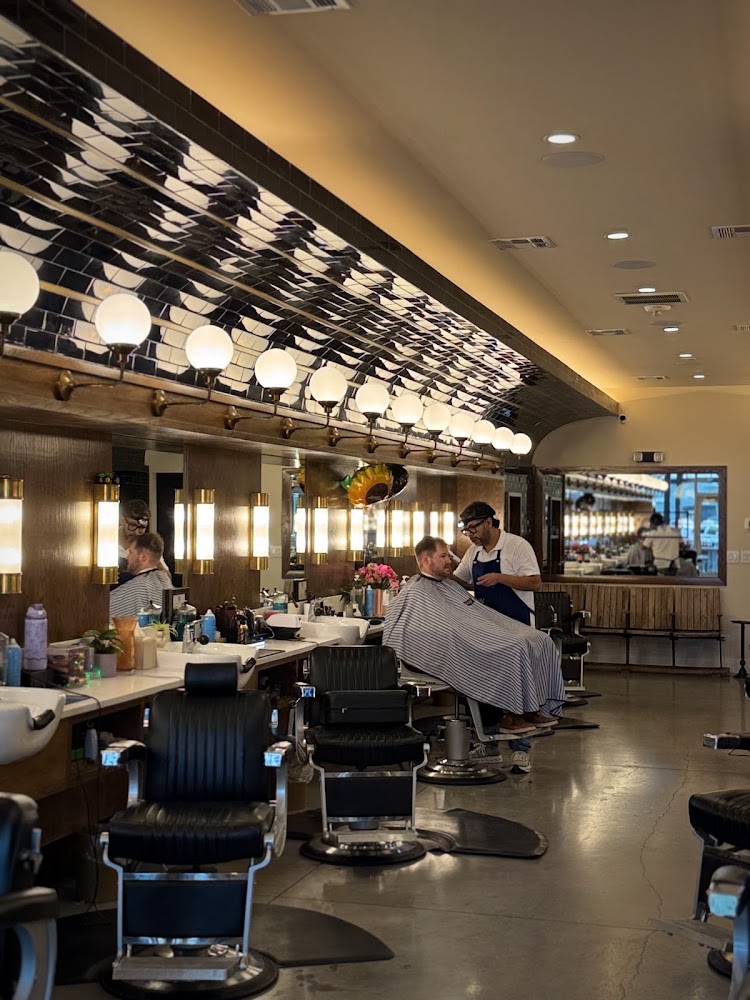 Mr. Winston's - Preston Hollow Barbershop primary photo