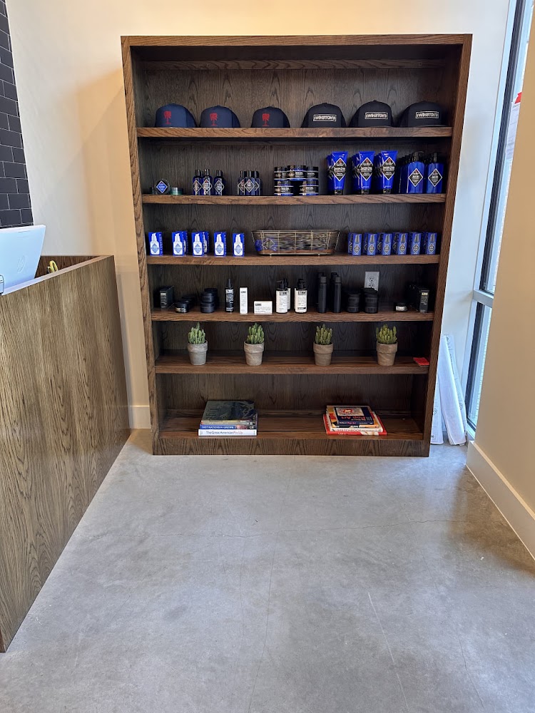 Mr. Winston's - Preston Hollow Barbershop view 5