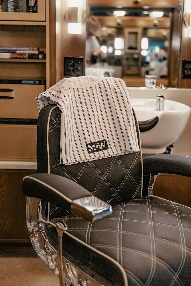 Mr. Winston's - Uptown Dallas Barbershop view 3