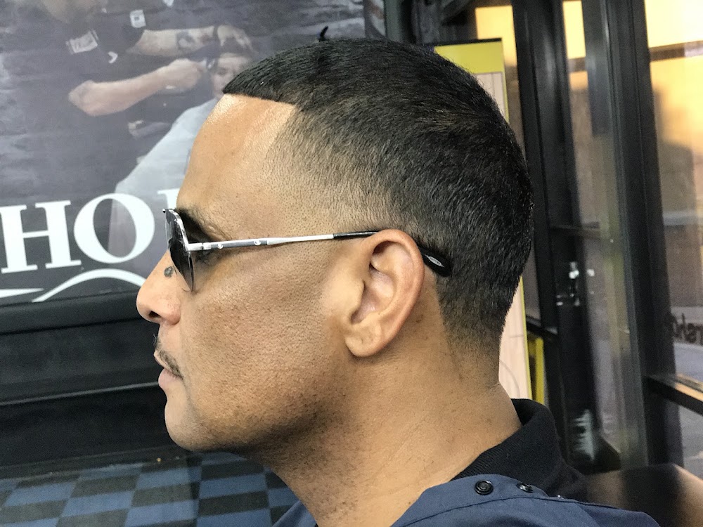 Nava's Barber Shop view 3
