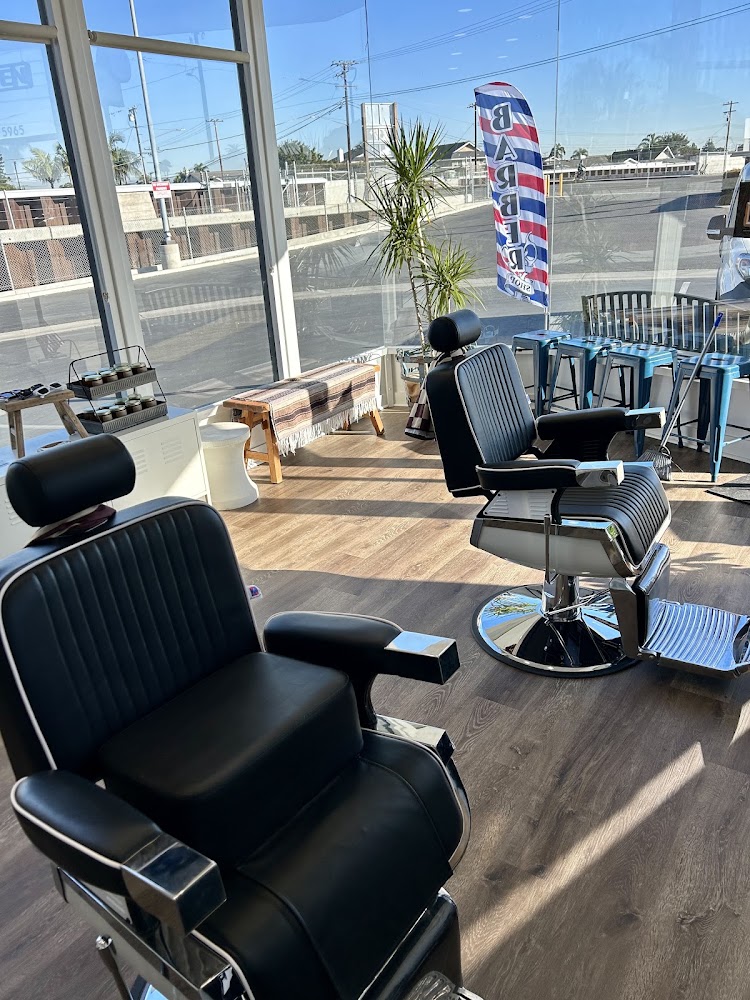 Nice Day Barbershop view 3