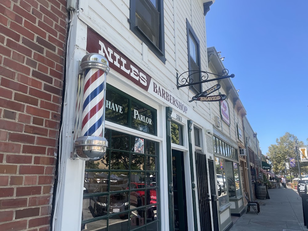 Niles barber shop and shave parlor primary photo