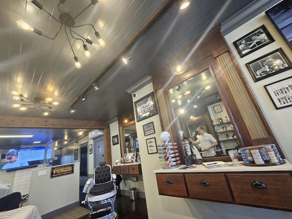 Niles barber shop and shave parlor view 4
