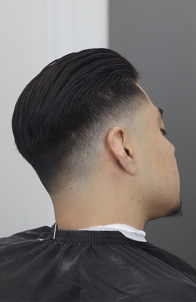 NV Studio | Lake Forest Barber view 3