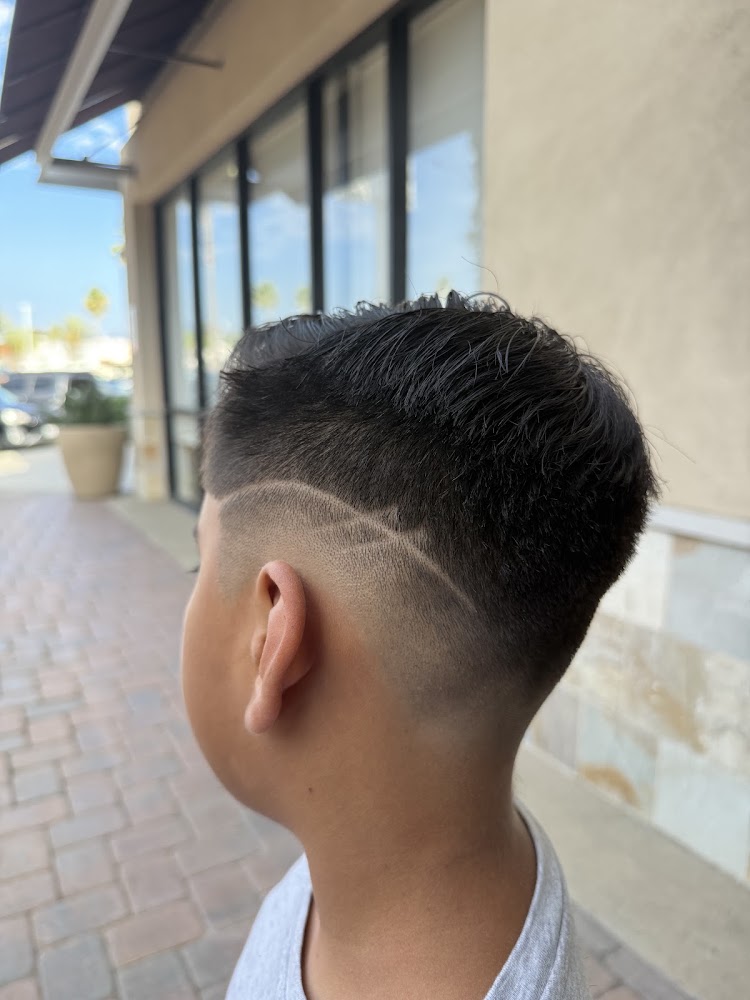 NV Studio | Lake Forest Barber view 5