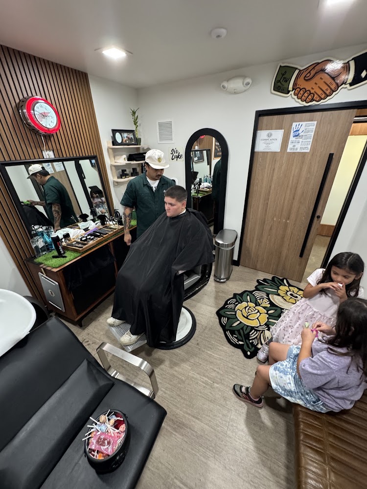 Oath Barber Company view 4