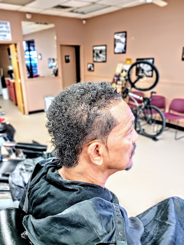 Old School Lou’s Barbershop view 3