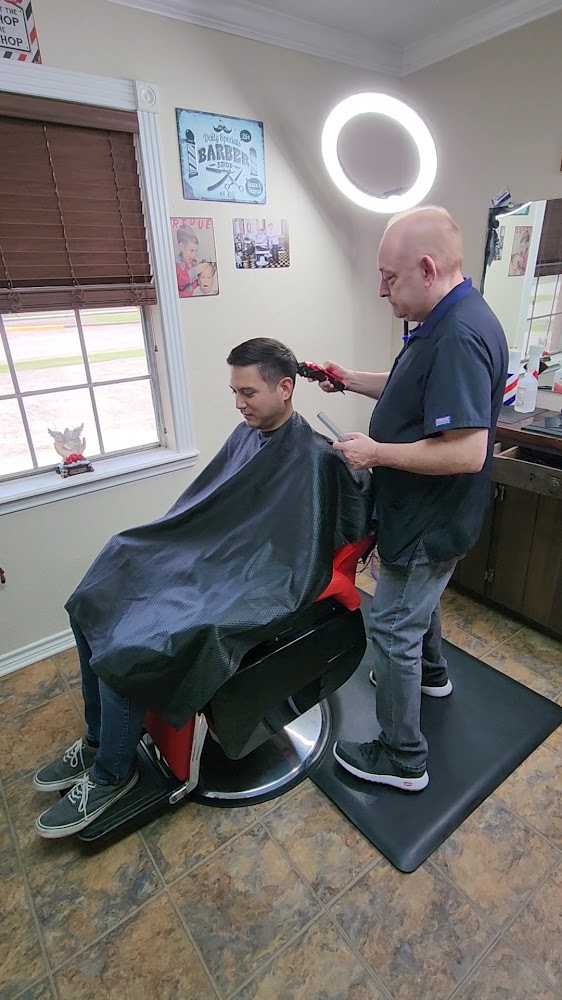 Oscar's Barber Shop view 3