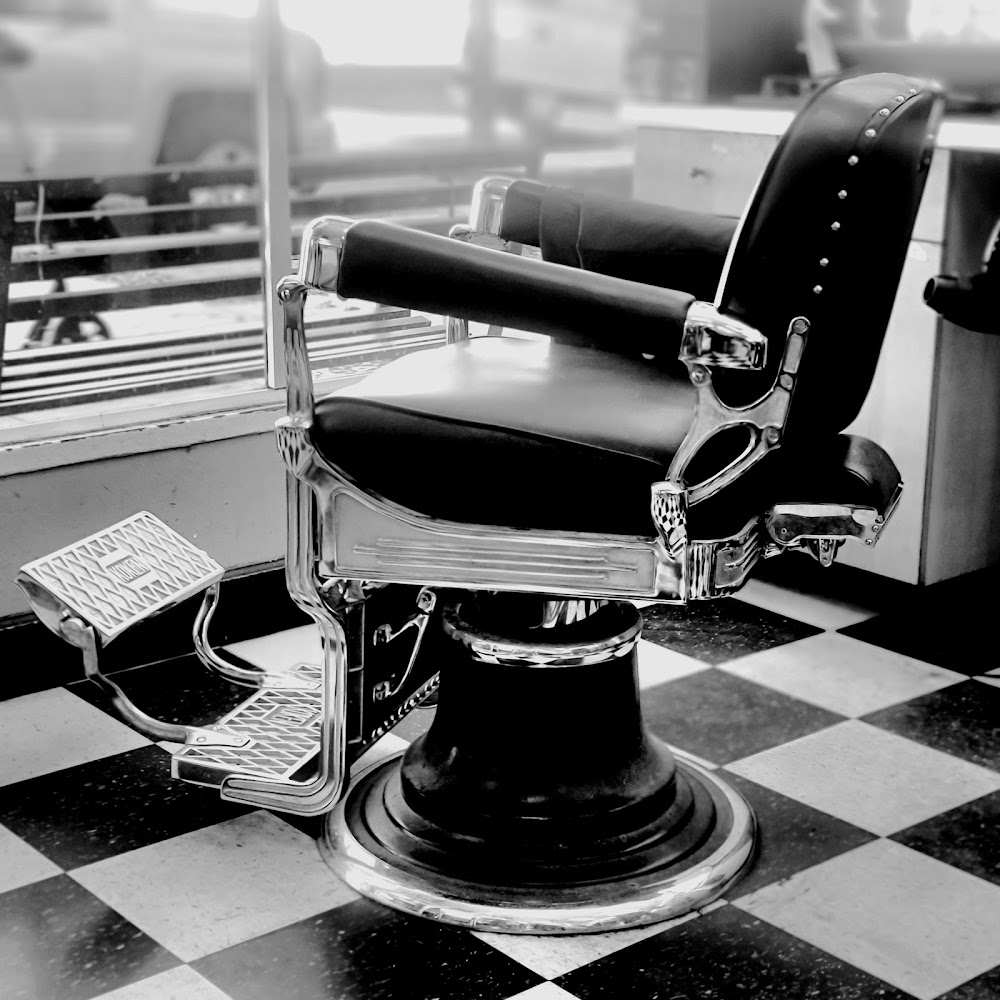Oscar's Barber Shop view 4