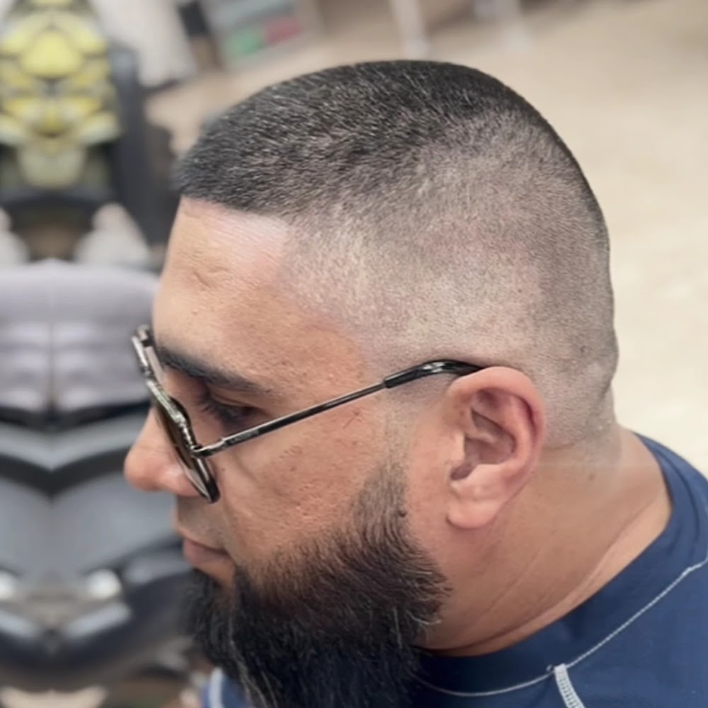 Perfection Hair salon & barber حلاق عربي view 2