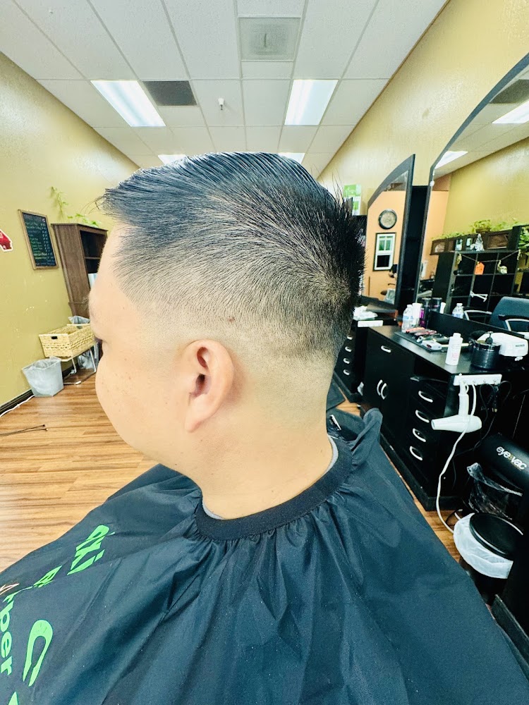 Pixie Cut Barber view 2