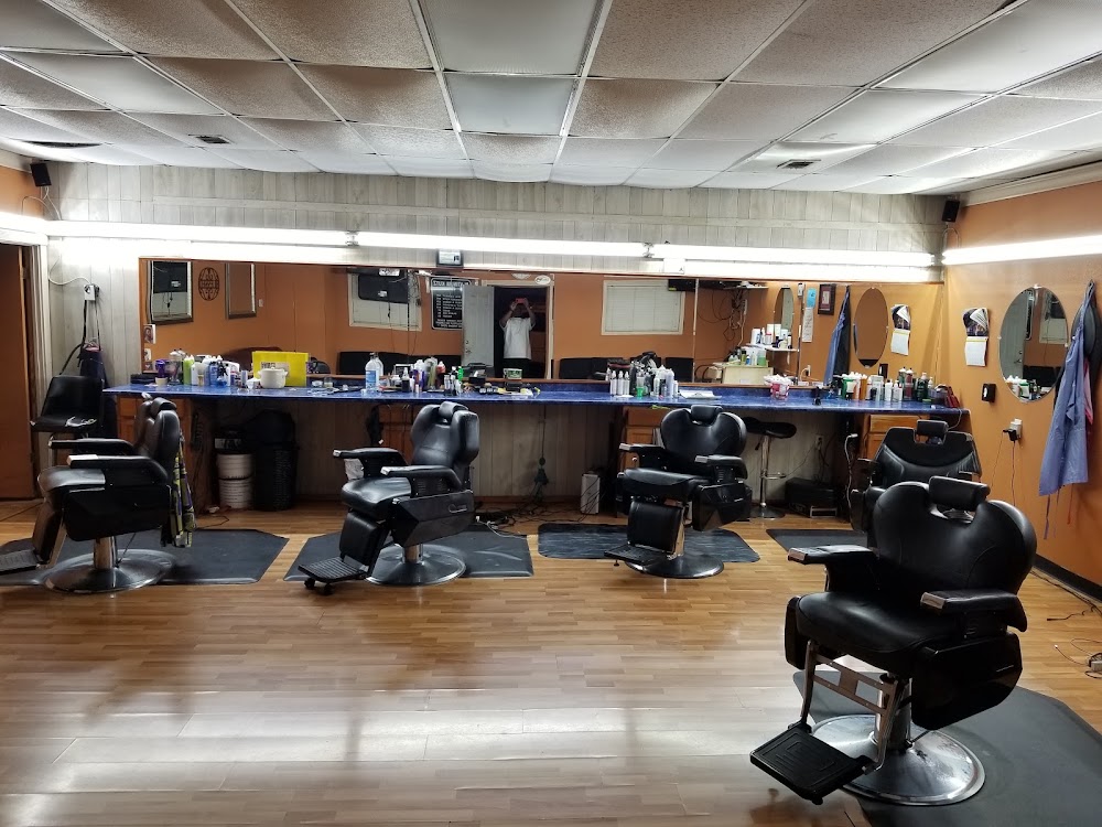 Platinum Kutz Barbershop view 2