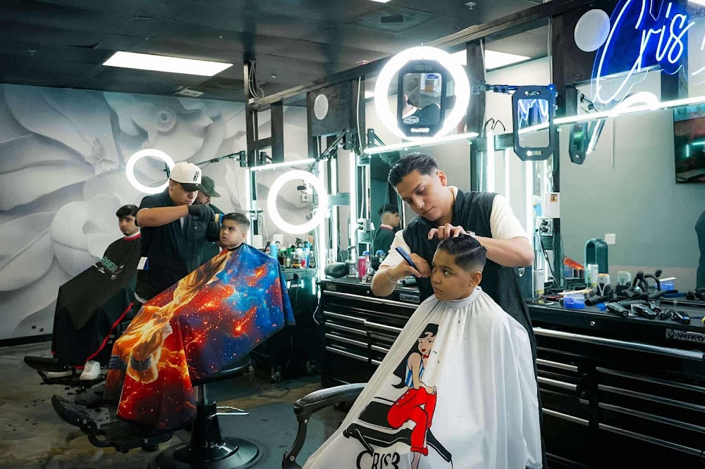Razor&Co. Premium Barbering view 3