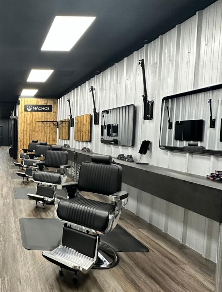 RB BarbershopTx view 2