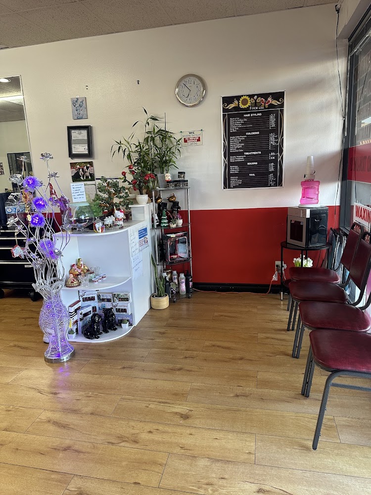 Red Chair Barbershop view 4