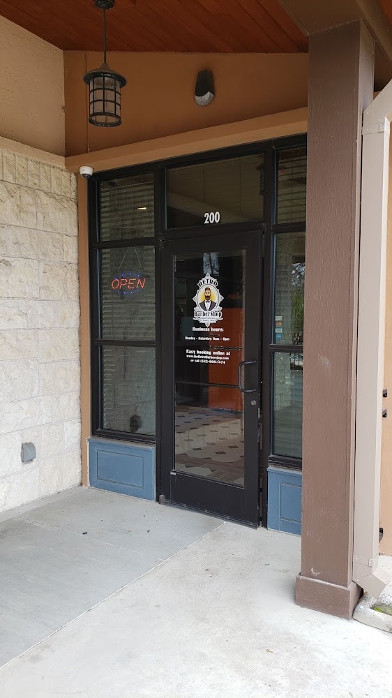 Retro Barbershop - Hair salon for Men of Round Rock view 4