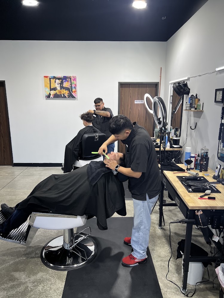 Rich's Barbershop view 5