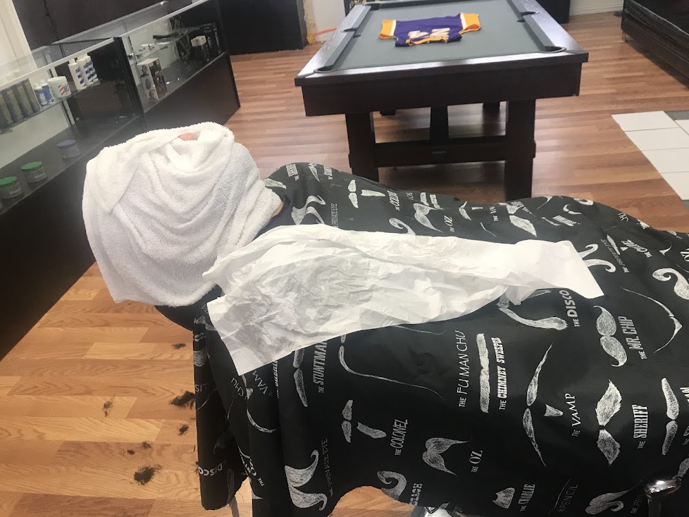 Rich’s Barbershop Supply view 3