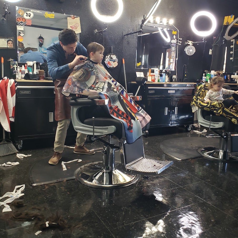 Roger's Barber Shop view 4
