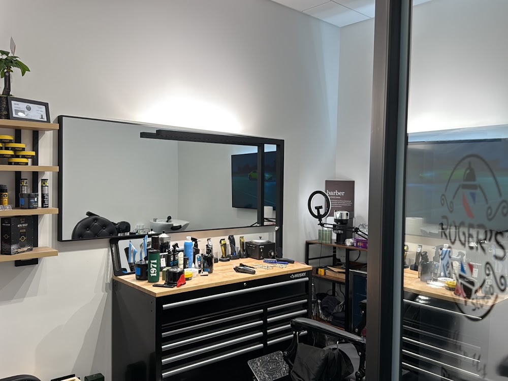 Roger’s Barber Studio view 2