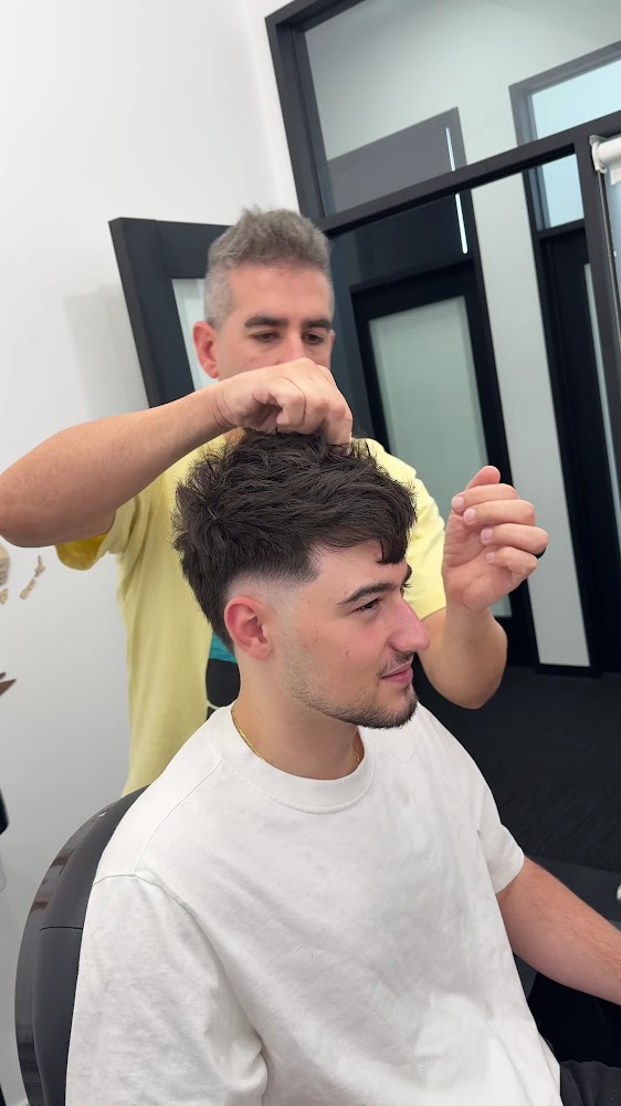 Roger’s Barber Studio view 5