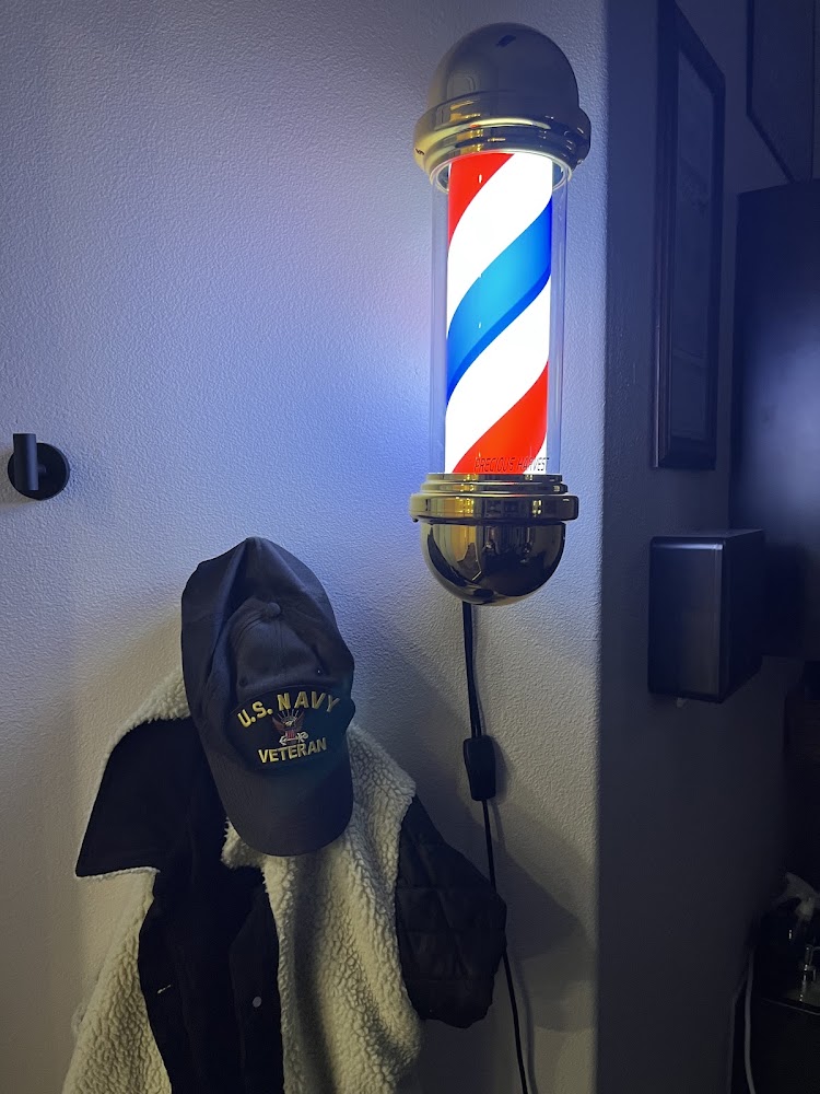 Roman’s Barber Studio view 4