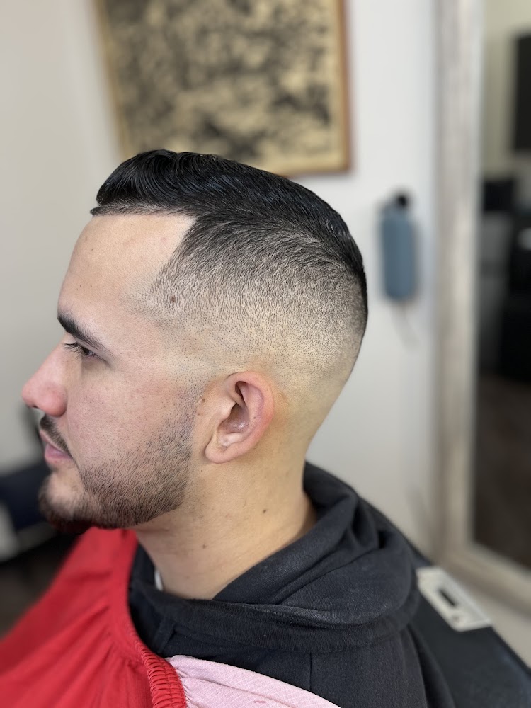 Roman’s Barber Studio view 5