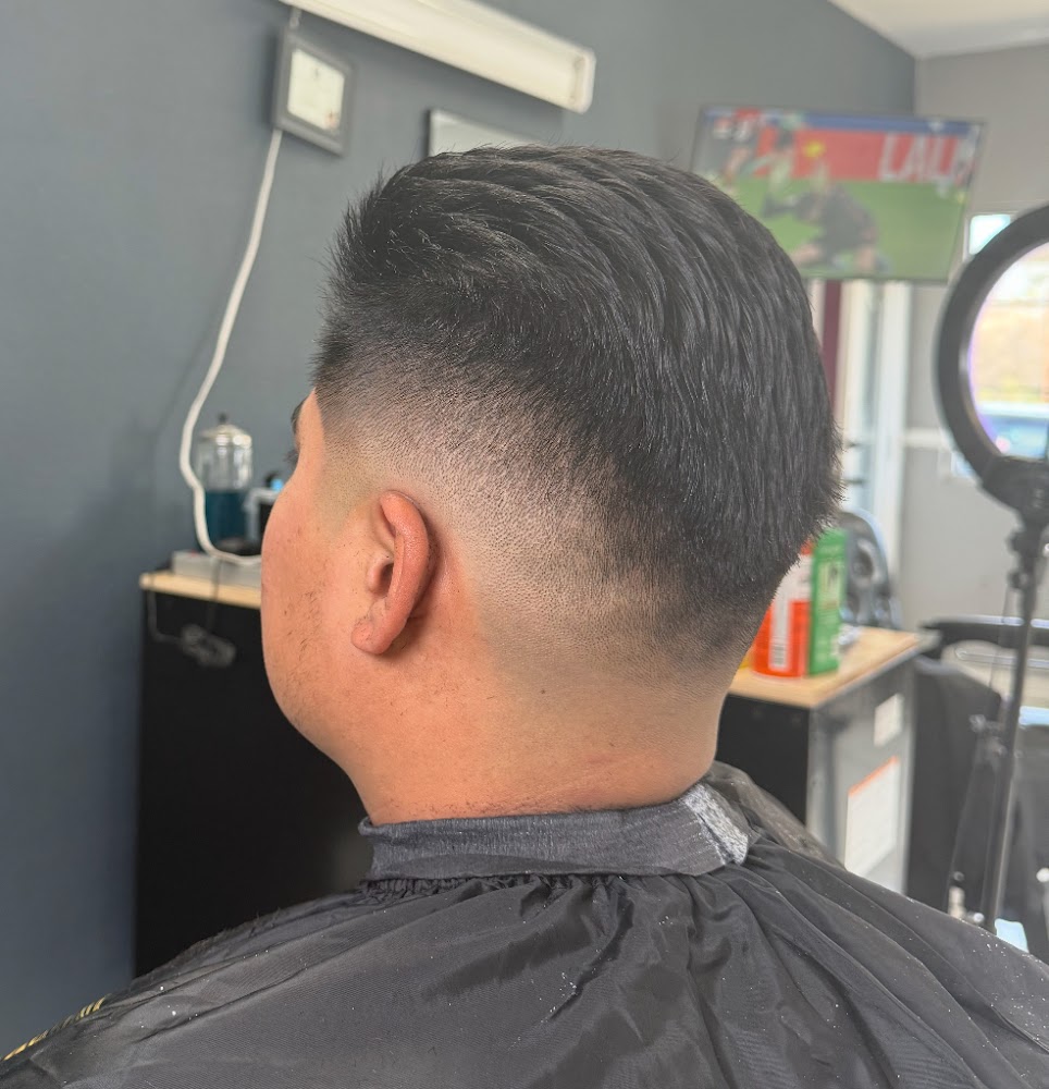 Rottie's Barber Studio view 2