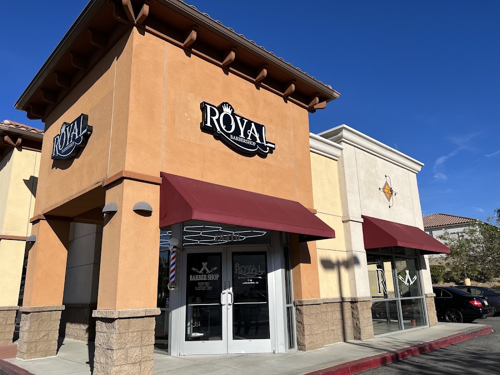 Royal Barbershop view 3