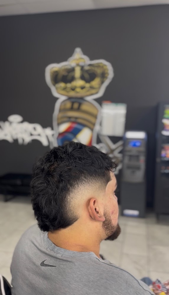 Santini’s Barber Studio view 4