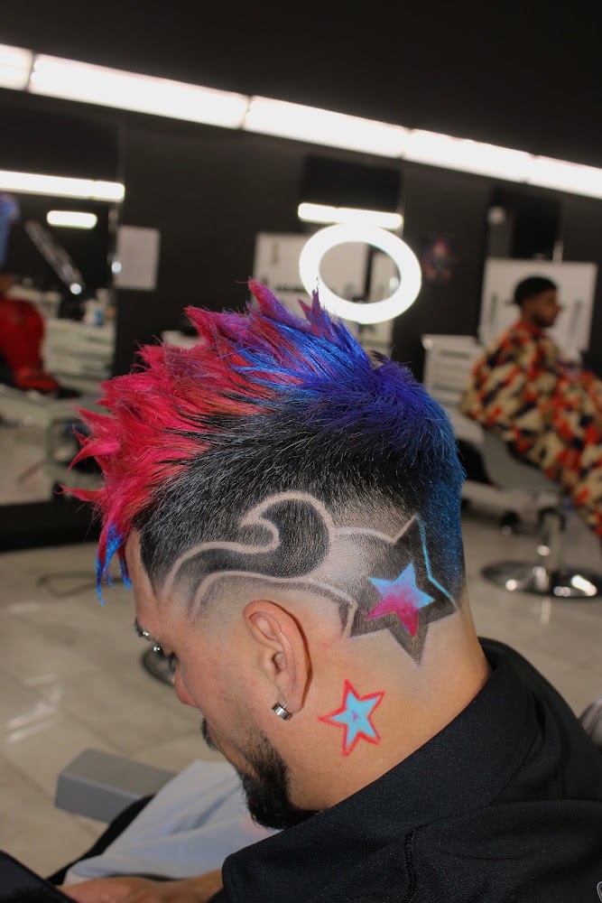 Santini’s Barber Studio view 5
