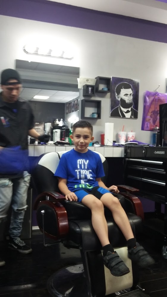 Sik Kutz Barbershop view 4