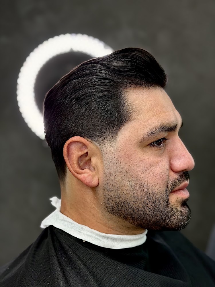 Sly Fox - Gentleman's Lounge & Barbershop primary photo