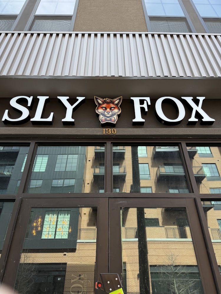 Sly Fox - Gentleman's Lounge & Barbershop view 3