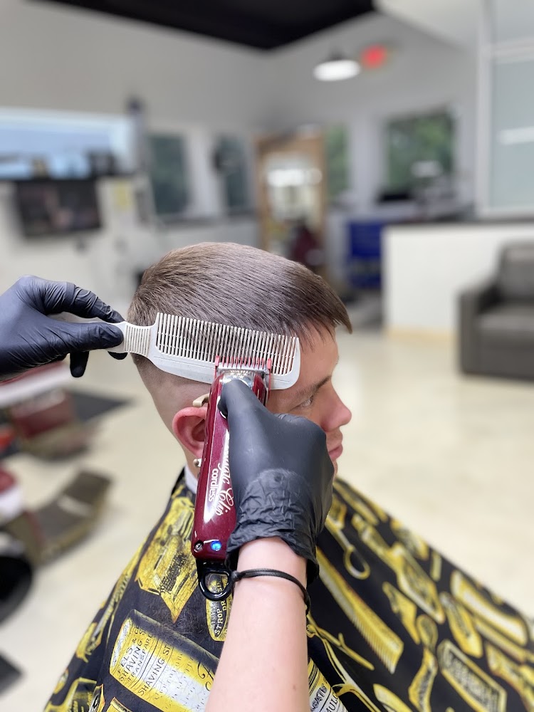 Snupchop’s The spot barbershop view 5