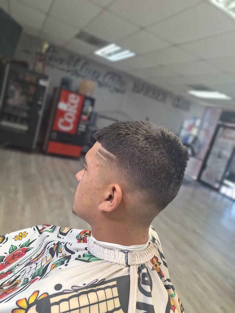 Sparkling City Barber Club view 5
