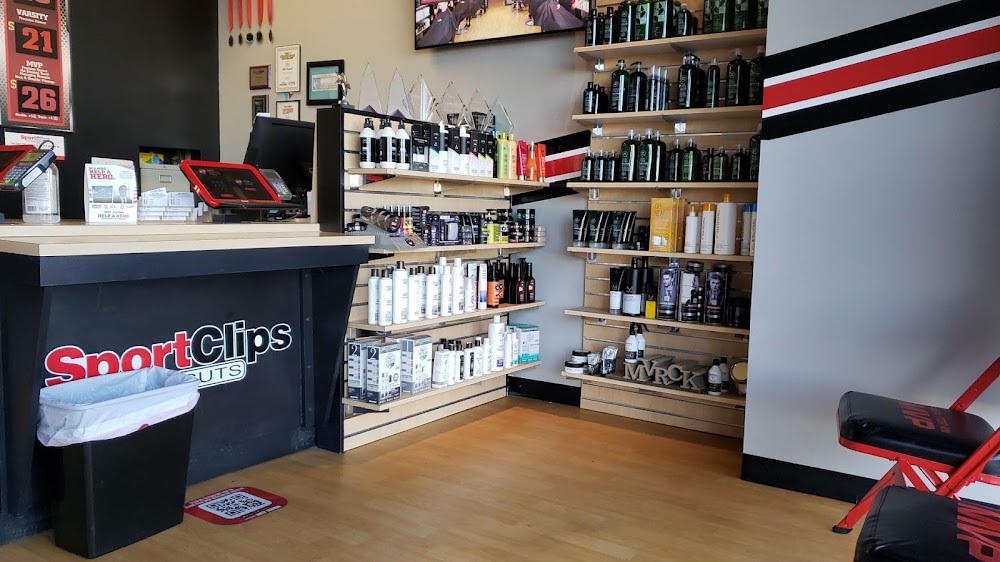 Sport Clips Haircuts of Conroe view 3